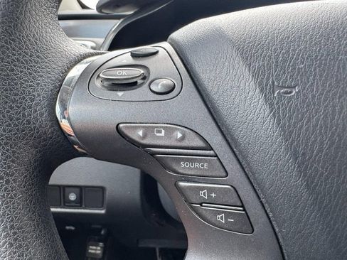 Used 2022 Nissan Murano S AWD/4WD image 16