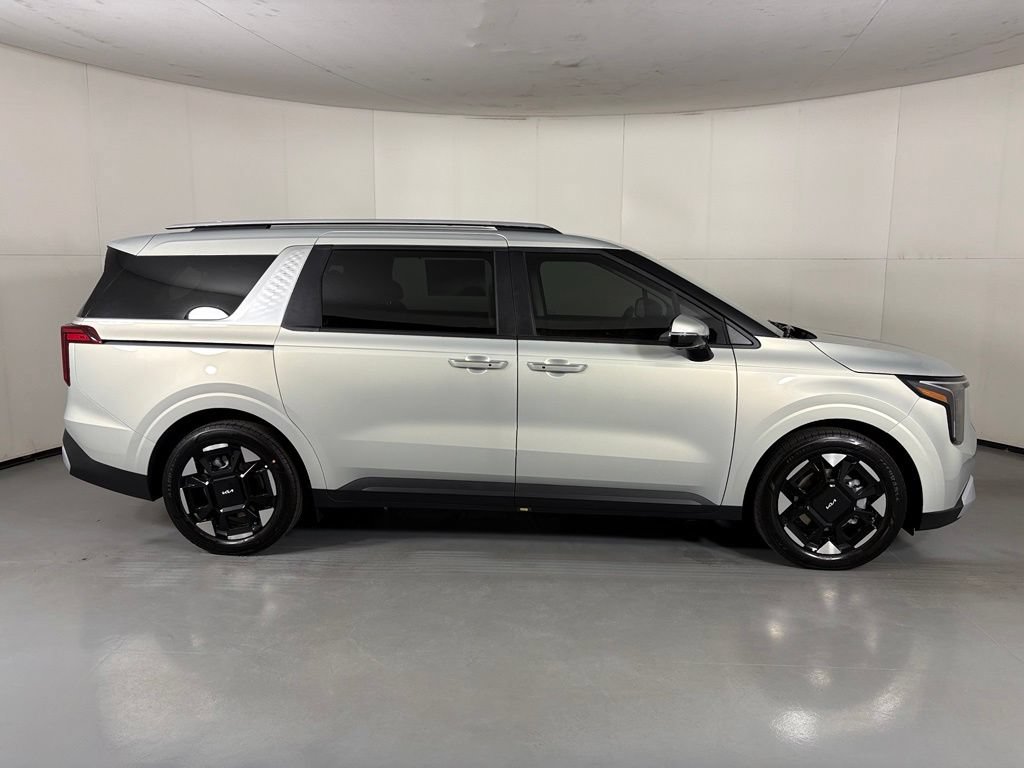 New 2026 Kia Carnival EX FWD image 9