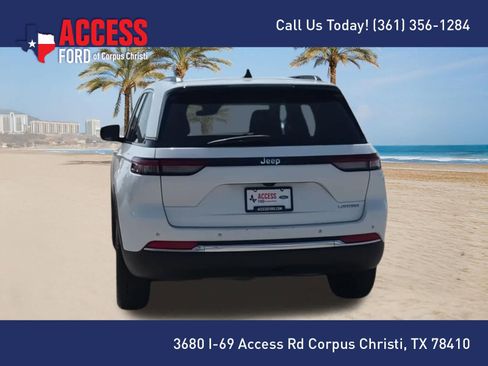 Used 2023 Jeep Grand Cherokee Laredo RWD image 7