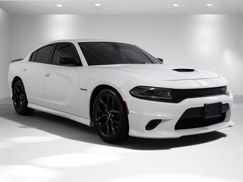 Used 2022 Dodge Charger R/T w/ Blacktop Package RWD image 5