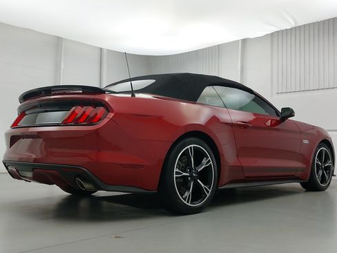 Used 2016 Ford Mustang GT Premium w/ Equipment Group 401A RWD image 7
