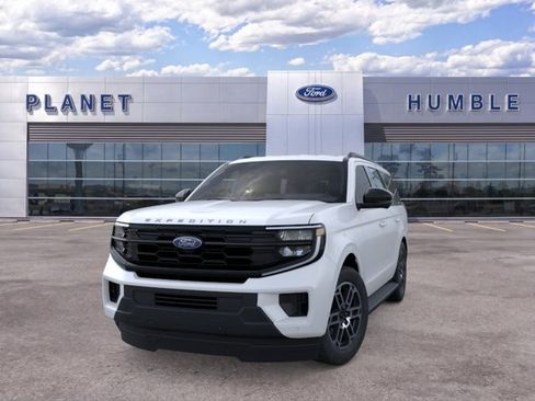 New 2026 Ford Expedition Active RWD image 2