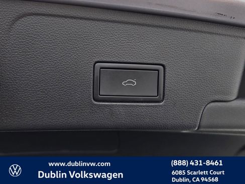 Certified 2024 Volkswagen Atlas Cross Sport SEL Premium R-Line image 27