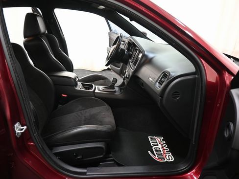 Used 2019 Dodge Charger R/T w/ Plus Group image 10