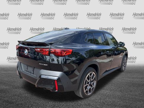 Used 2025 BMW X2 xDrive28i AWD/4WD image 10