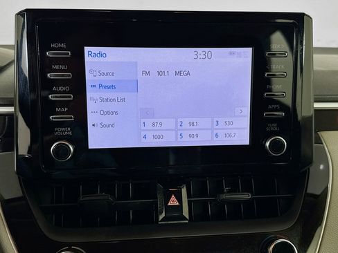 Used 2020 Toyota Corolla L image 16