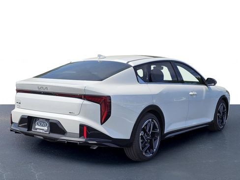 New 2026 Kia K4 GT-Line FWD image 8
