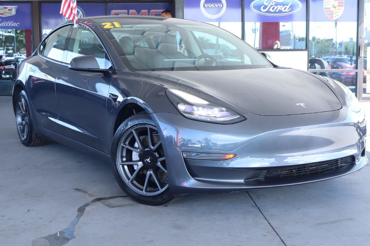 Used 2021 Tesla Model 3 RWD image 2