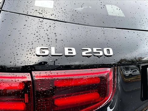 Certified 2025 Mercedes-Benz GLB 250 GLB 250 image 10