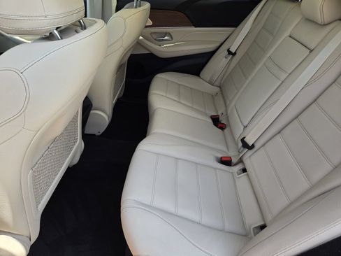 Used 2023 Mercedes-Benz GLE 350 image 34