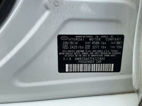 Used 2015 Hyundai Sonata Limited w/ Option Group 02 FWD image 31