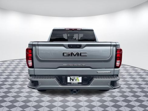Used 2024 GMC Sierra 1500 Elevation w/ Elevation Premium Package AWD/4WD image 4