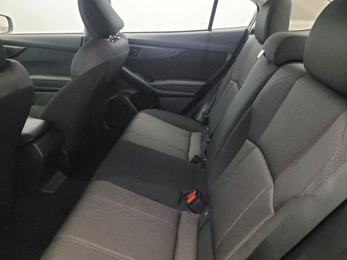 Used 2019 Subaru Impreza 2.0i Premium AWD/4WD image 18