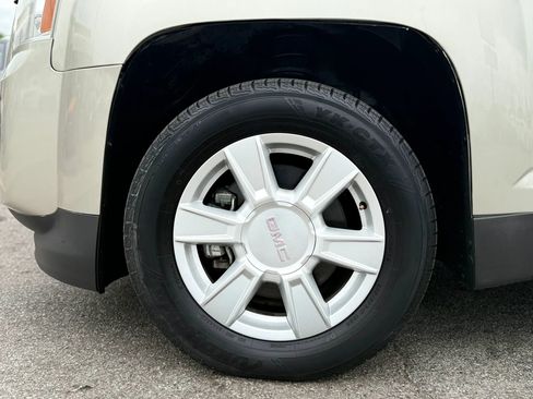 Used 2013 GMC Terrain SLE FWD image 40