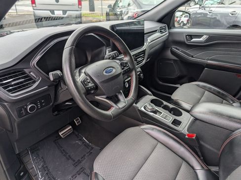 Used 2023 Ford Escape ST-Line w/ Tech Pack #1 FWD image 12