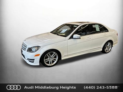 Used 2013 Mercedes-Benz C 300 4MATIC Sedan image 2