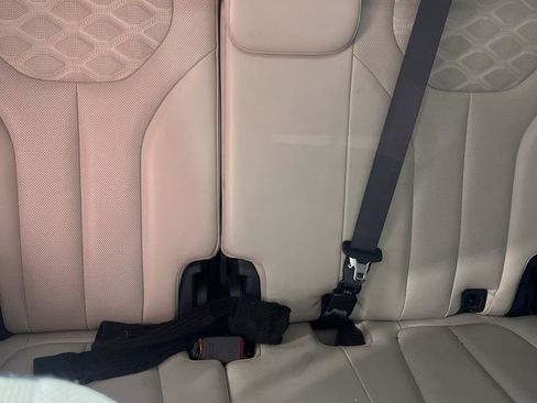 Used 2022 Hyundai Palisade Calligraphy image 10