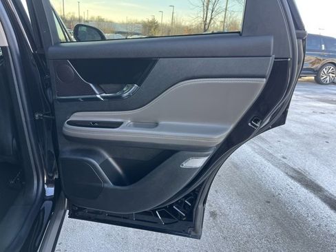 Used 2025 Lincoln Corsair Grand Touring image 20