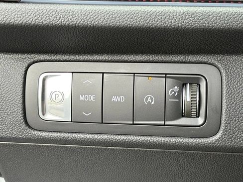 New 2026 Chevrolet Traverse Z71 w/ Enhanced Driving Package AWD/4WD image 28
