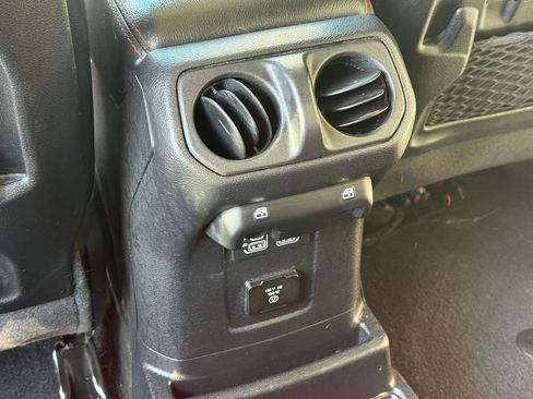 Used 2023 Jeep Wrangler Unlimited Rubicon 4xe AWD/4WD image 22