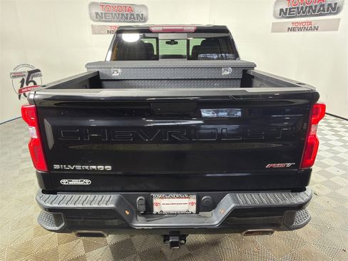 Used 2020 Chevrolet Silverado 1500 RST image 4
