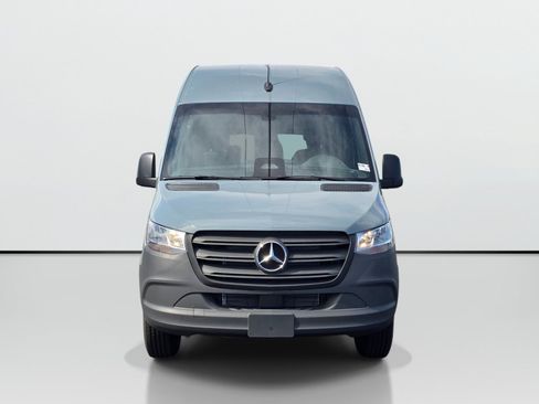 New 2026 Mercedes-Benz Sprinter 2500 image 8