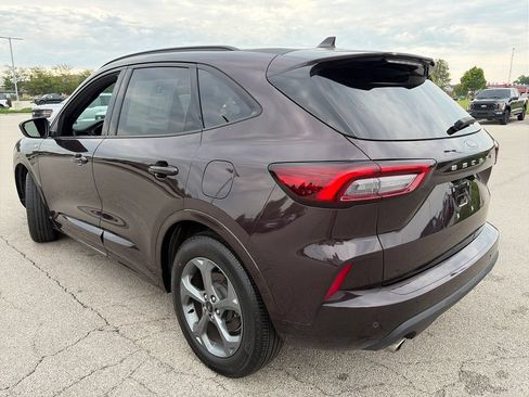 Used 2023 Ford Escape ST-Line w/ Tech Pack #1 FWD image 5