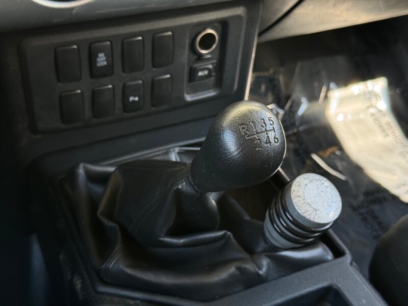 Used 2007 Toyota FJ Cruiser 4WD image 29