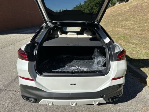 New 2026 BMW X6 xDrive40i AWD/4WD image 23