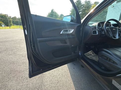 Used 2015 Chevrolet Equinox LT w/ Safety Package FWD image 17