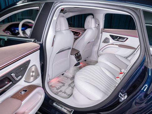 Certified 2024 Mercedes-Benz EQS 450+ 450+ Sedan image 29