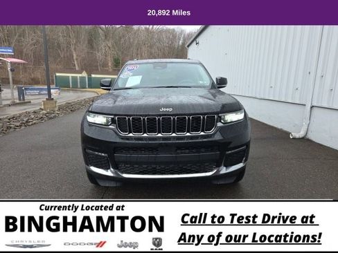 Used 2024 Jeep Grand Cherokee L Limited image 2