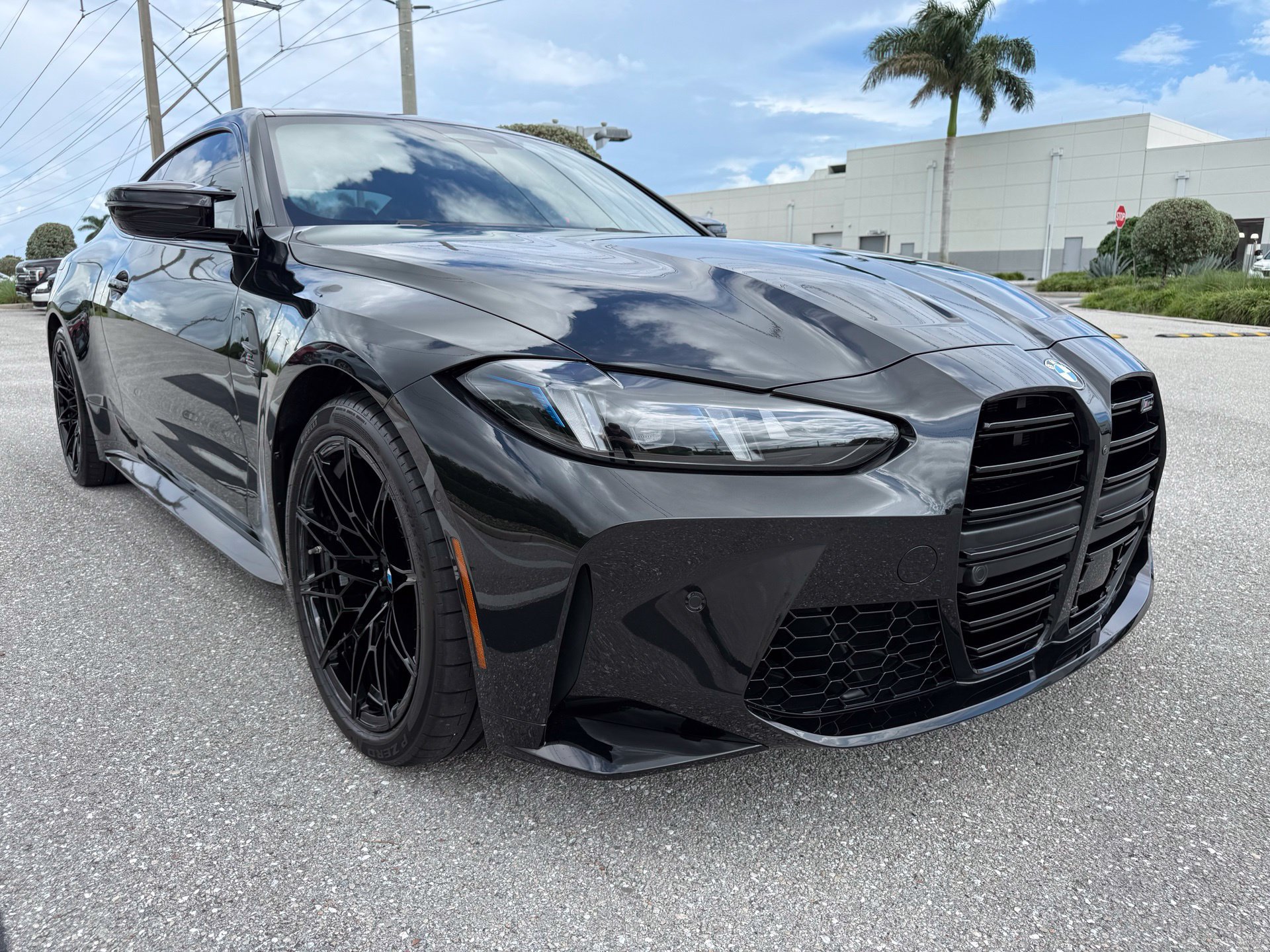 Used 2027 BMW M4 Competition RWD image 7