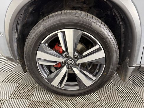 Used 2021 Nissan Rogue Platinum FWD image 9