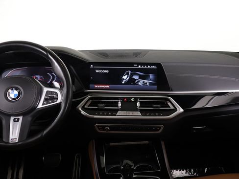 Used 2022 BMW X5 xDrive40i AWD/4WD image 43