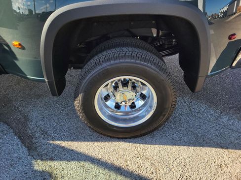 New 2026 Chevrolet Silverado 3500 LTZ w/ LTZ Convenience Package AWD/4WD image 21