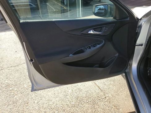 Used 2019 Chevrolet Malibu LS image 14