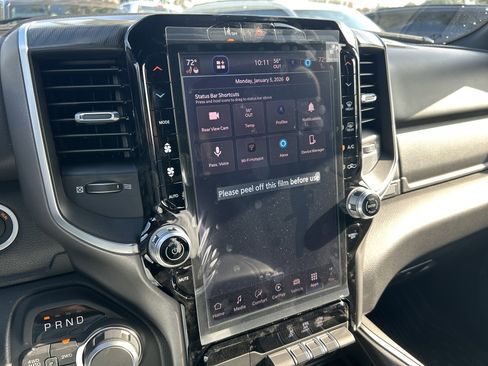 New 2026 RAM 1500 4x4 Crew Cab image 33