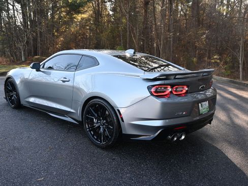 Used 2023 Chevrolet Camaro ZL1 image 3