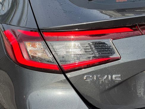 Used 2022 Honda Civic LX image 26