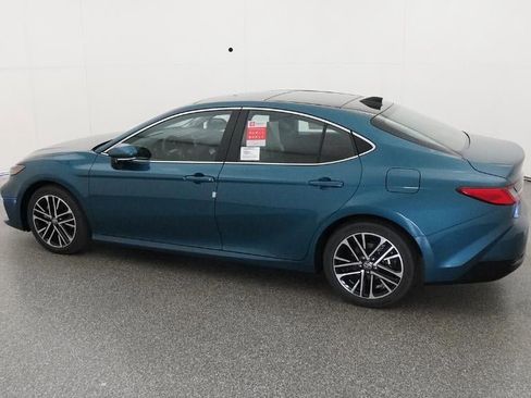 New 2026 Toyota Camry XLE image 4