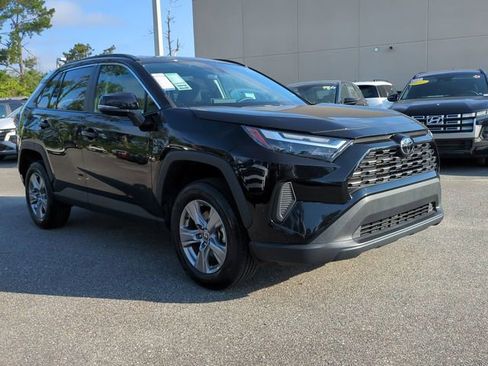 Used 2024 Toyota RAV4 XLE FWD image 3