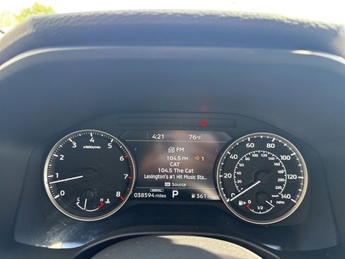 Used 2022 Mitsubishi Outlander SE image 14