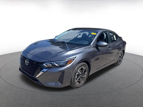 Used 2025 Nissan Sentra SV FWD image 6