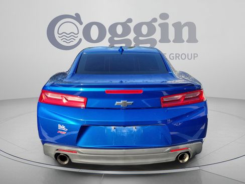 Used 2018 Chevrolet Camaro LT w/ RS Package RWD image 4