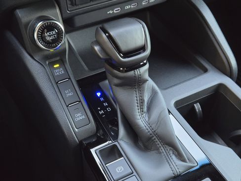 Used 2025 Toyota Land Cruiser 1958 image 22