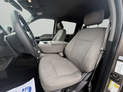 Used 2018 Ford F150 XLT image 9