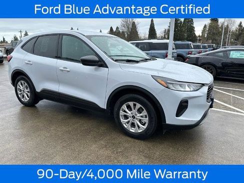 Certified 2025 Ford Escape Active FWD image 10
