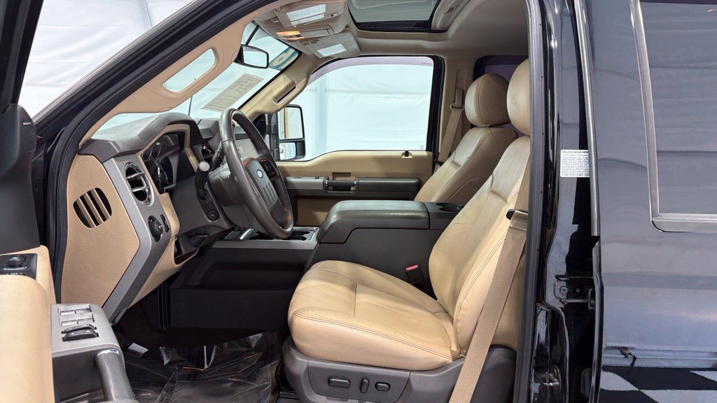 Used 2016 Ford F350 Lariat w/ Lariat Ultimate Package AWD/4WD image 11