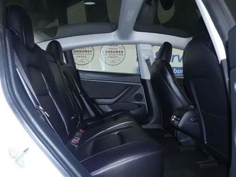 Used 2023 Tesla Model 3 Standard Range RWD image 19